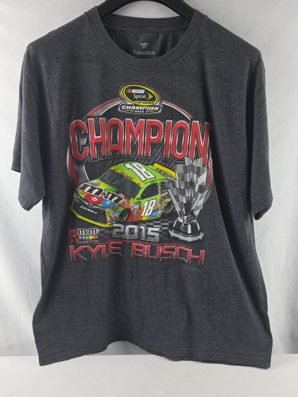 Fanatics Nascar T shirt Kyle Busch champion 2015 M&M's Racing In Grey Sz XL J36